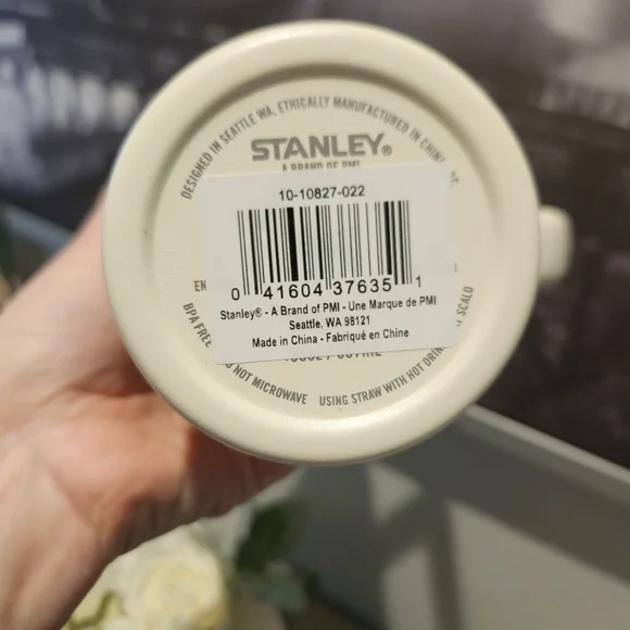 (2) NWT Stanley Cream 30 oz Flowstate Quencher H20 Tumblers - Picture 7 of 12